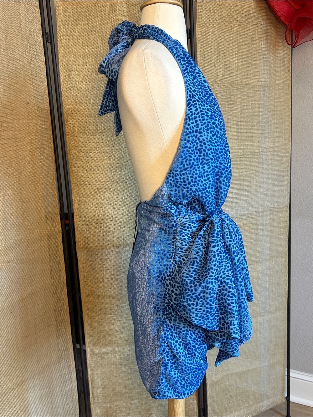 NEW NBD Pari Mini Dress in Blue Leopard Velvet Revolve Size Medium - Picture 6 of 16